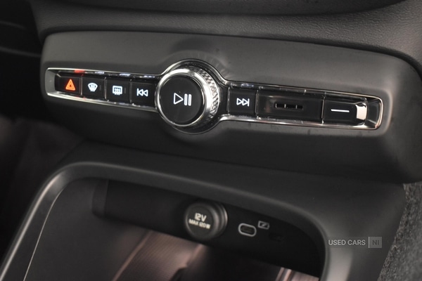 Used Volvo XC40 2025 for sale - 76315553: Photo 25