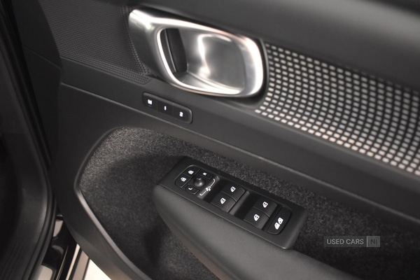 Used Volvo XC40 2025 for sale - 76315553: Photo 29