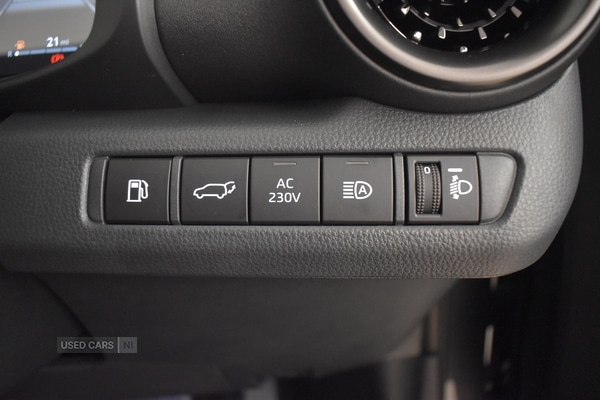 Used Toyota C-HR 2025 for sale - 76523144: Photo 26