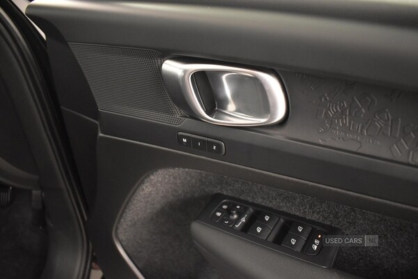 Used Volvo XC40 2023 for sale - 76586299: Photo 31