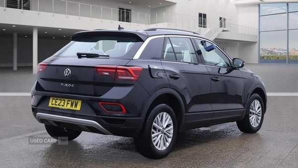 Used Volkswagen T-Roc 2023 for sale - 76998758: Photo 4