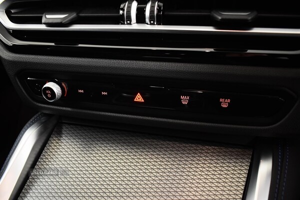 Used BMW i4 2022 for sale - 77192331: Photo 25