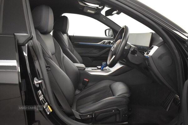 Used BMW i4 2022 for sale - 77192331: Photo 32