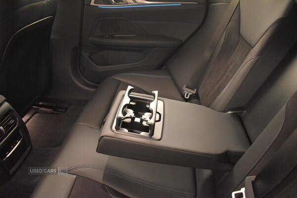 Used BMW i4 2022 for sale - 77192331: Photo 37