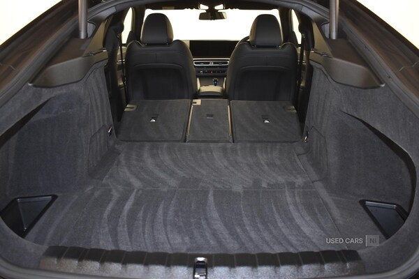 Used BMW i4 2022 for sale - 77192331: Photo 40