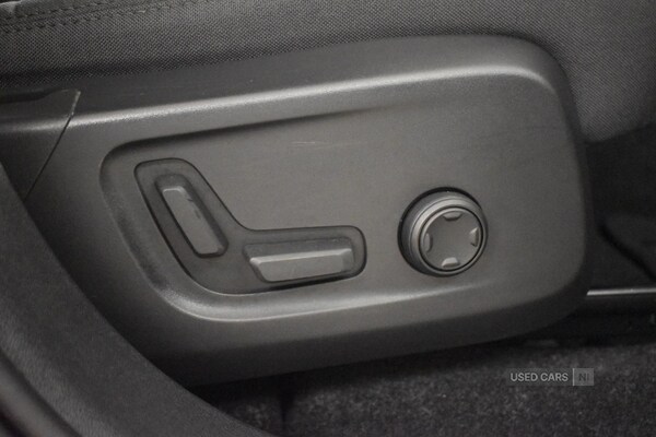 Used Volvo XC40 2022 for sale - 77204436: Photo 32