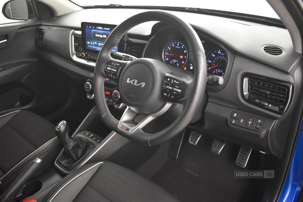 Used Kia Stonic 2021 for sale - 76729390: Photo 3