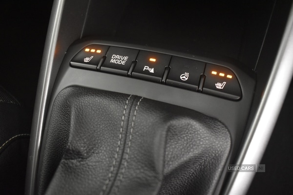 Used Kia Stonic 2021 for sale - 76409643: Photo 25