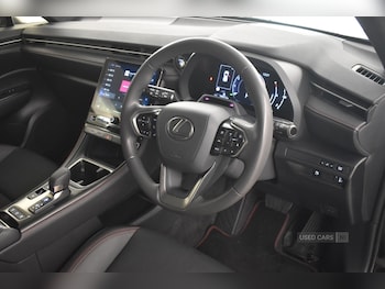 Used Lexus LBX 2024 for sale - 76585630: Photo