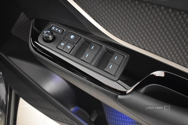 Used Toyota C-HR 2023 for sale - 77192242: Photo 27