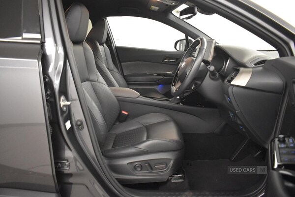 Used Toyota C-HR 2023 for sale - 77192242: Photo 28