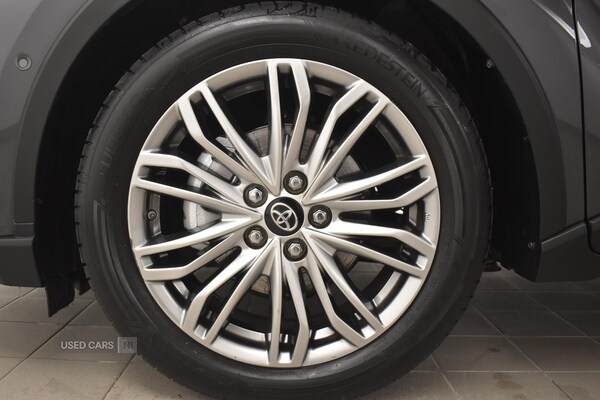 Used Toyota C-HR 2023 for sale - 77192242: Photo 37