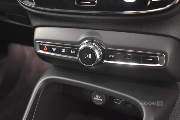 Used Volvo XC40 2023 for sale - 76308518: Photo 28