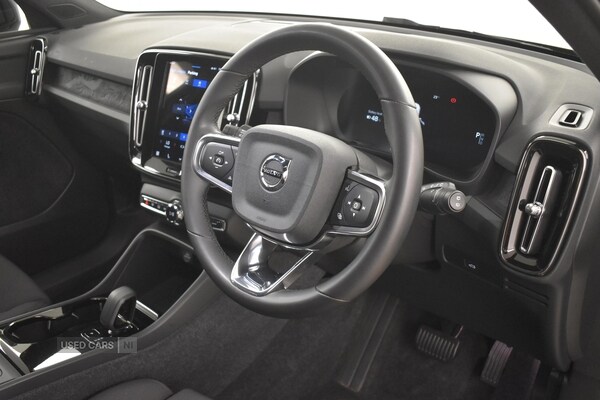 Used Volvo XC40 2023 for sale - 76308518: Photo 3