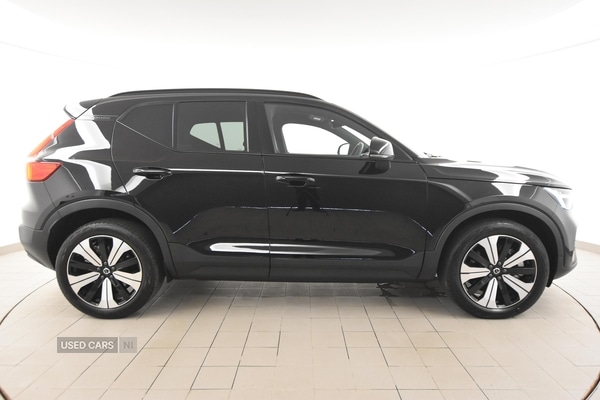 Used Volvo XC40 2023 for sale - 76646917: Photo 2