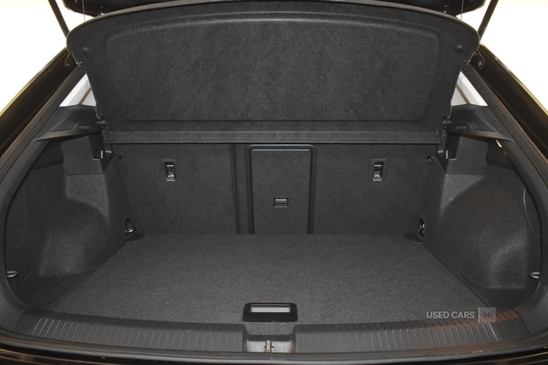 Used Volkswagen T-Roc 2023 for sale - 77192200: Photo 38