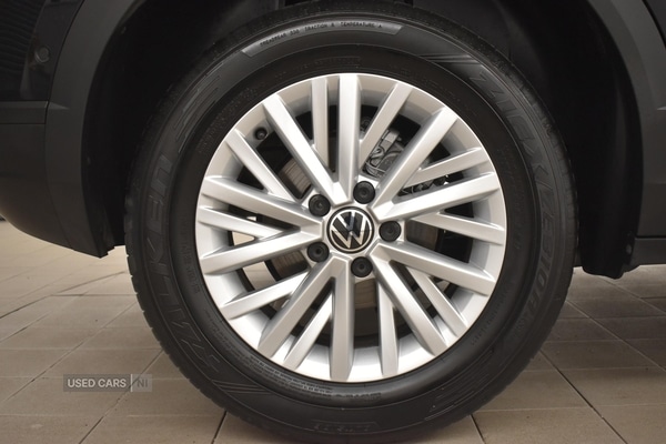 Used Volkswagen T-Roc 2023 for sale - 77192200: Photo 44
