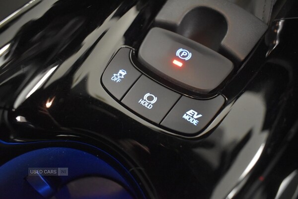 Used Toyota C-HR 2023 for sale - 76998557: Photo 23