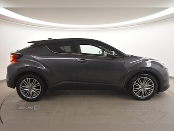 Used Toyota C-HR 2023 for sale - 76998557: Photo