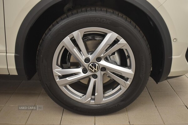 Used Volkswagen T-Roc 2024 for sale - 76671826: Photo 43