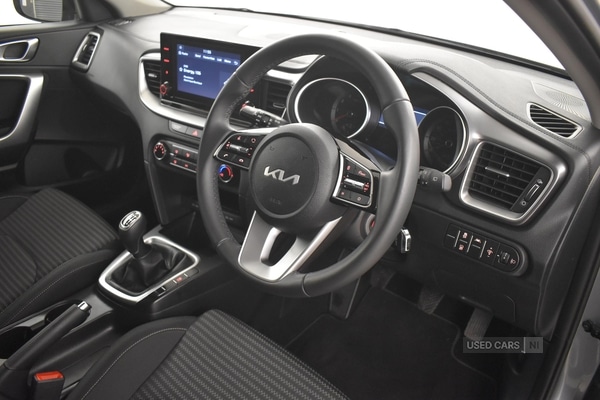 Used Kia XCeed 2023 for sale - 76914028: Photo 3