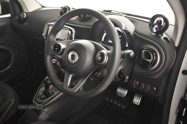 Used smart fortwo 2021 for sale - 76787353: Photo 3