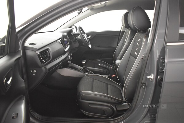 Used Kia Stonic 2022 for sale - 76551444: Photo 31