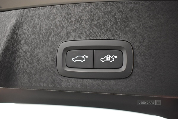 Used Volvo XC40 2024 for sale - 76702574: Photo 41