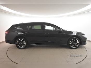 Used Volkswagen Passat 2025 for sale - 75721209: Photo