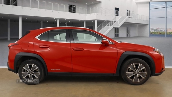 Used Lexus UX 2022 for sale - 76753886: Photo 2