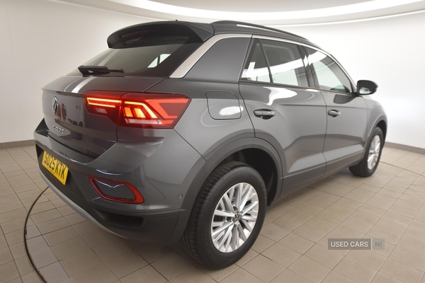 Used Volkswagen T-Roc 2025 for sale - 76646412: Photo 4