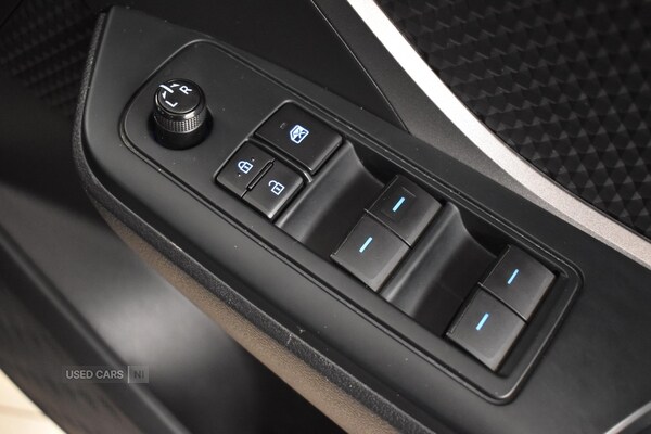 Used Toyota C-HR 2022 for sale - 76308478: Photo 30