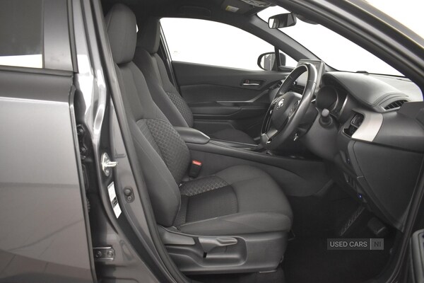 Used Toyota C-HR 2022 for sale - 76308478: Photo 31
