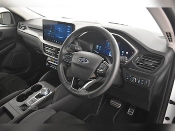 Used Ford Kuga 2025 for sale - 79509957: Photo
