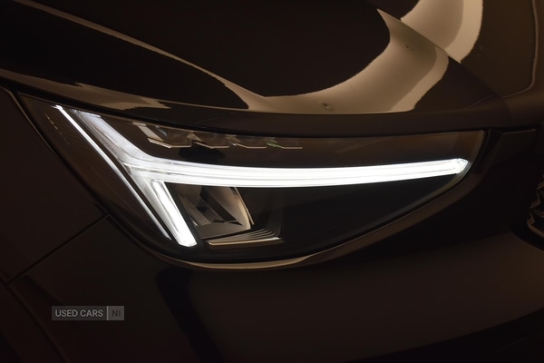 Used Volvo XC40 2025 for sale - 76803160: Photo 9