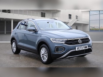 Used Volkswagen T-Roc 2024 for sale - 77102093: Photo