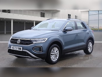Used Volkswagen T-Roc 2024 for sale - 77102093: Photo