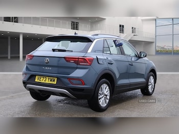 Used Volkswagen T-Roc 2024 for sale - 77102093: Photo