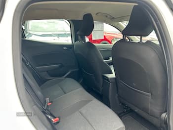 Used Renault Clio 2023 for sale - 79781634: Photo