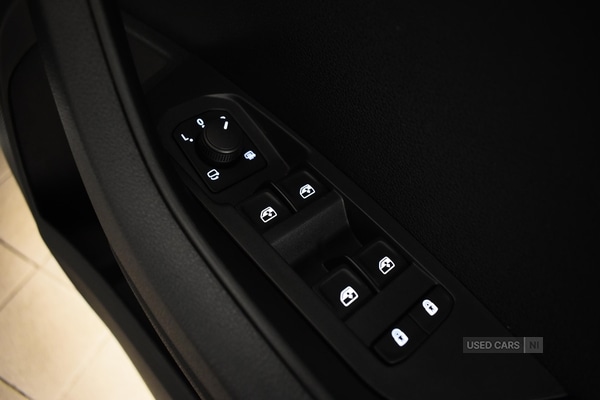 Used Skoda Karoq 2024 for sale - 77599498: Photo 31