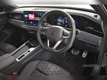 Used Volkswagen Passat 2025 for sale - 76522690: Photo