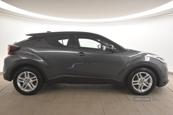 Used Toyota C-HR 2022 for sale - 76620719: Photo 2
