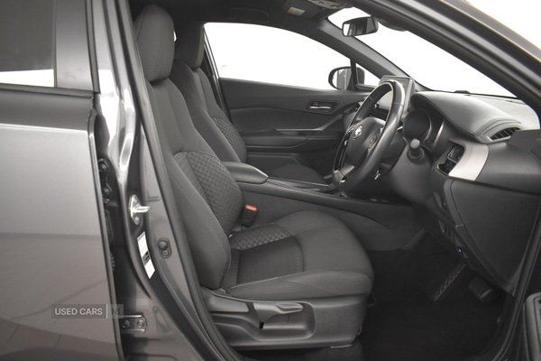 Used Toyota C-HR 2022 for sale - 77017620: Photo 31