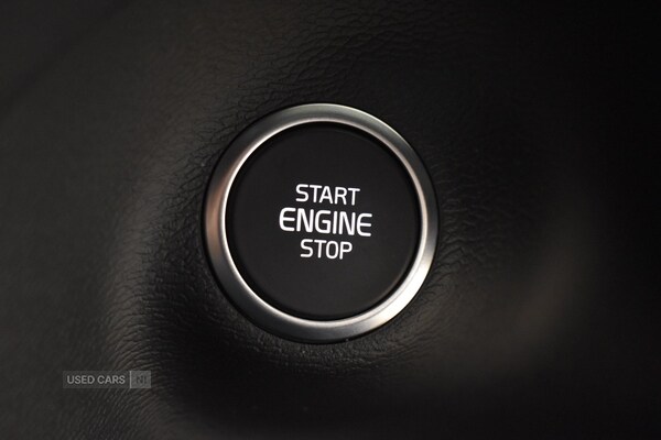 Used Volvo XC40 2025 for sale - 76787326: Photo 17