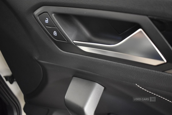 Used Volkswagen T-Roc 2024 for sale - 76522659: Photo 28