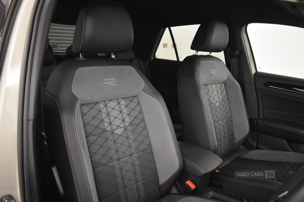 Used Volkswagen T-Roc 2024 for sale - 76787051: Photo 31