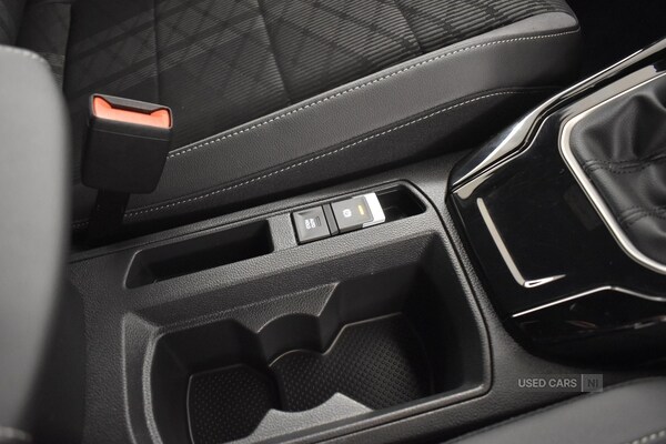 Used Volkswagen T-Roc 2024 for sale - 76308467: Photo 36