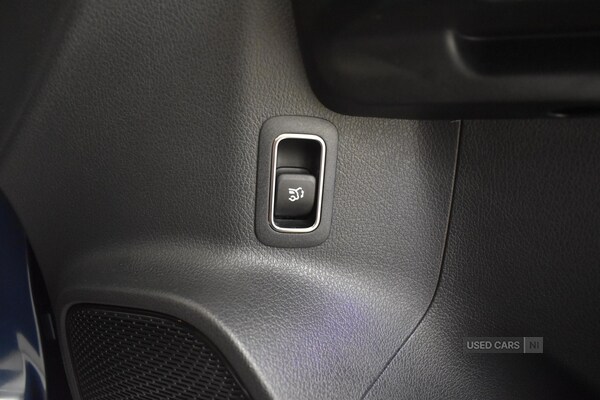 Used Mercedes-Benz EQA 2022 for sale - 76153279: Photo 40