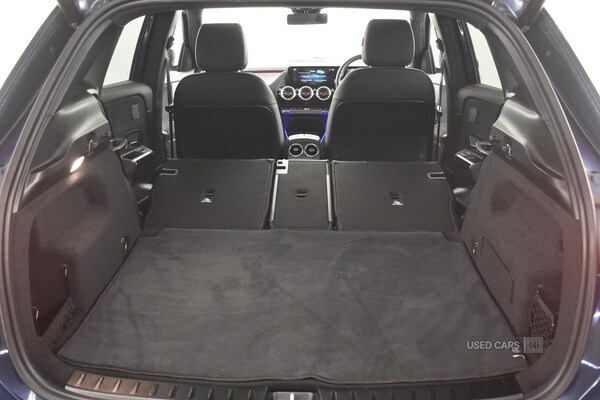 Used Mercedes-Benz EQA 2022 for sale - 76153279: Photo 48
