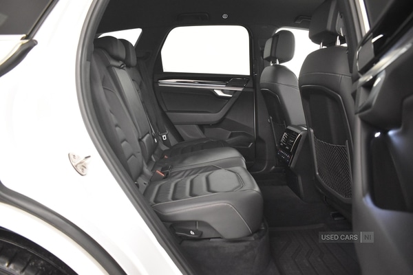 Used Volkswagen Touareg 2018 for sale - 77565318: Photo 38